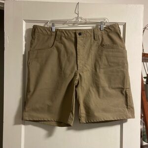 1620 Utility Shorts Cordura Fabric Workwear Khaki / Tan Canvas USA 40 NWOT $138